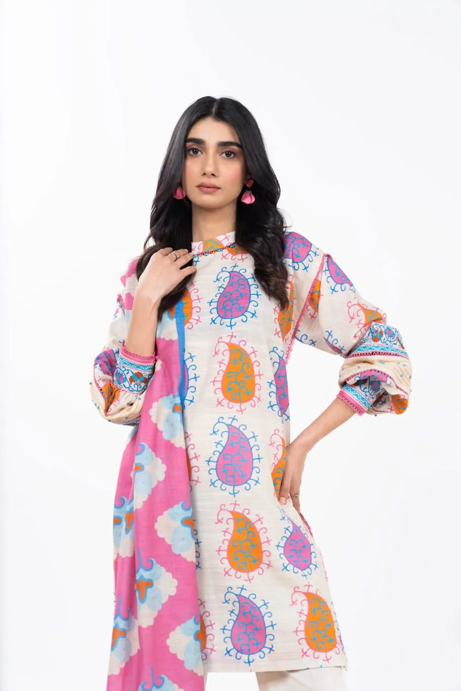 3 Piece Printed Khaddar Shirt With Printed Khaddar Dupatta