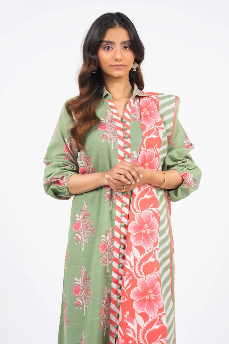 3 Piece Printed Khaddar Suit With Light Khaddar Dupatta