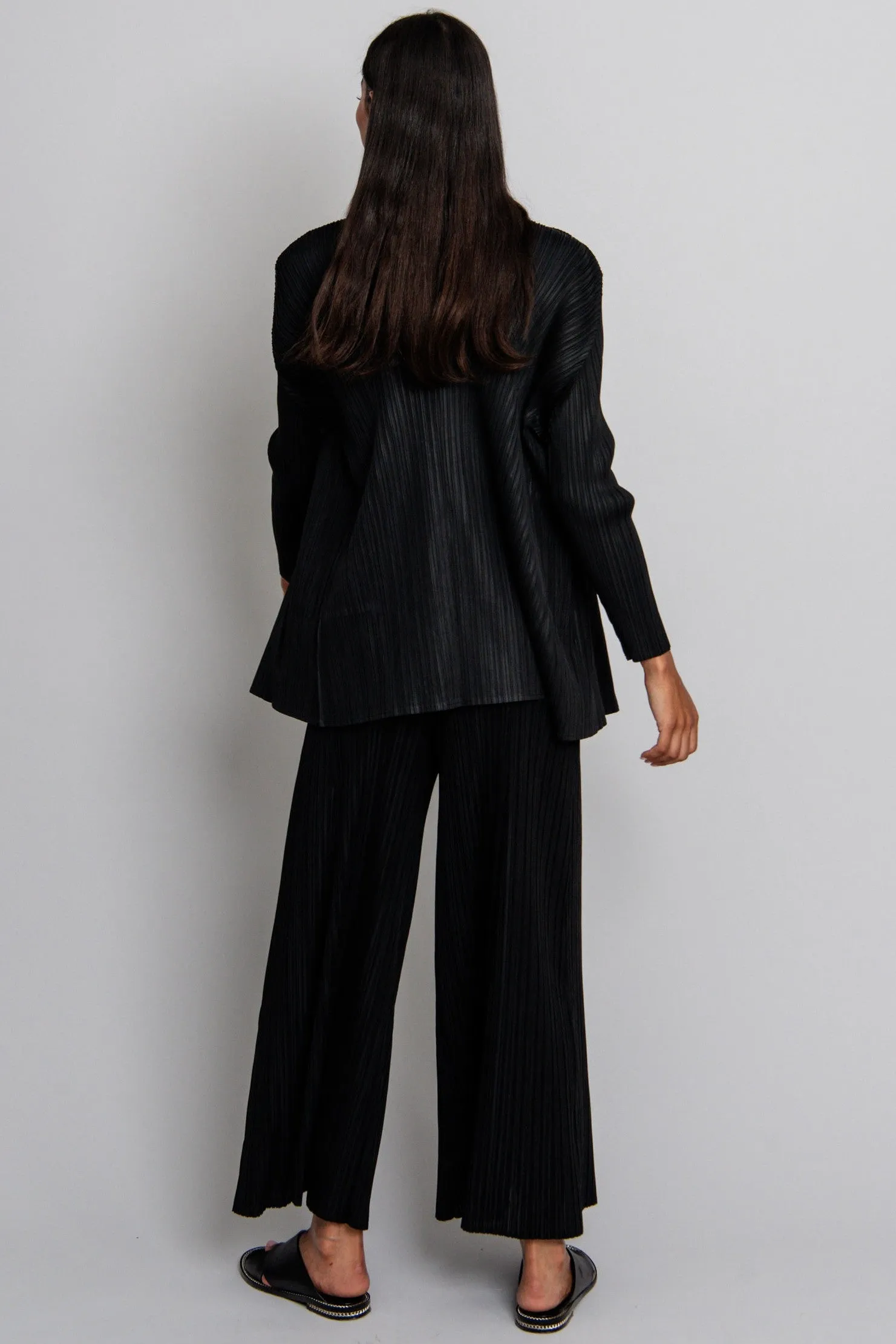 ALQUEMA Simply Pleat Cardigan - Black