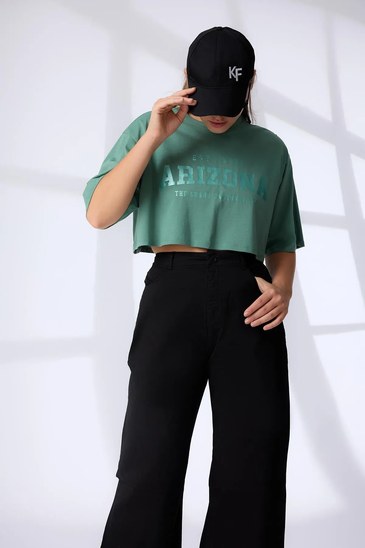 AZ Relaxed Cropped Tee