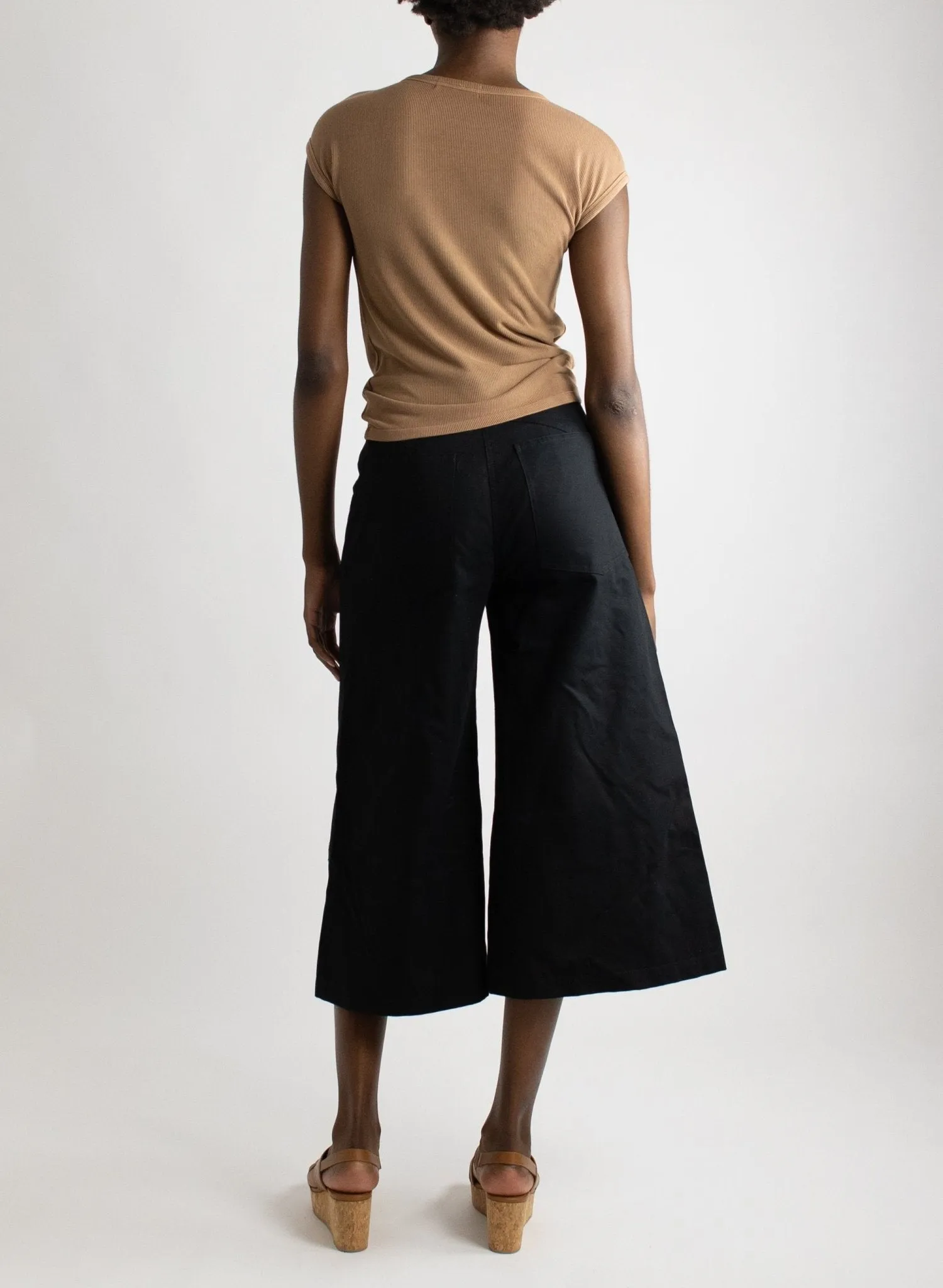 Basic Ribbed Tee - Camel