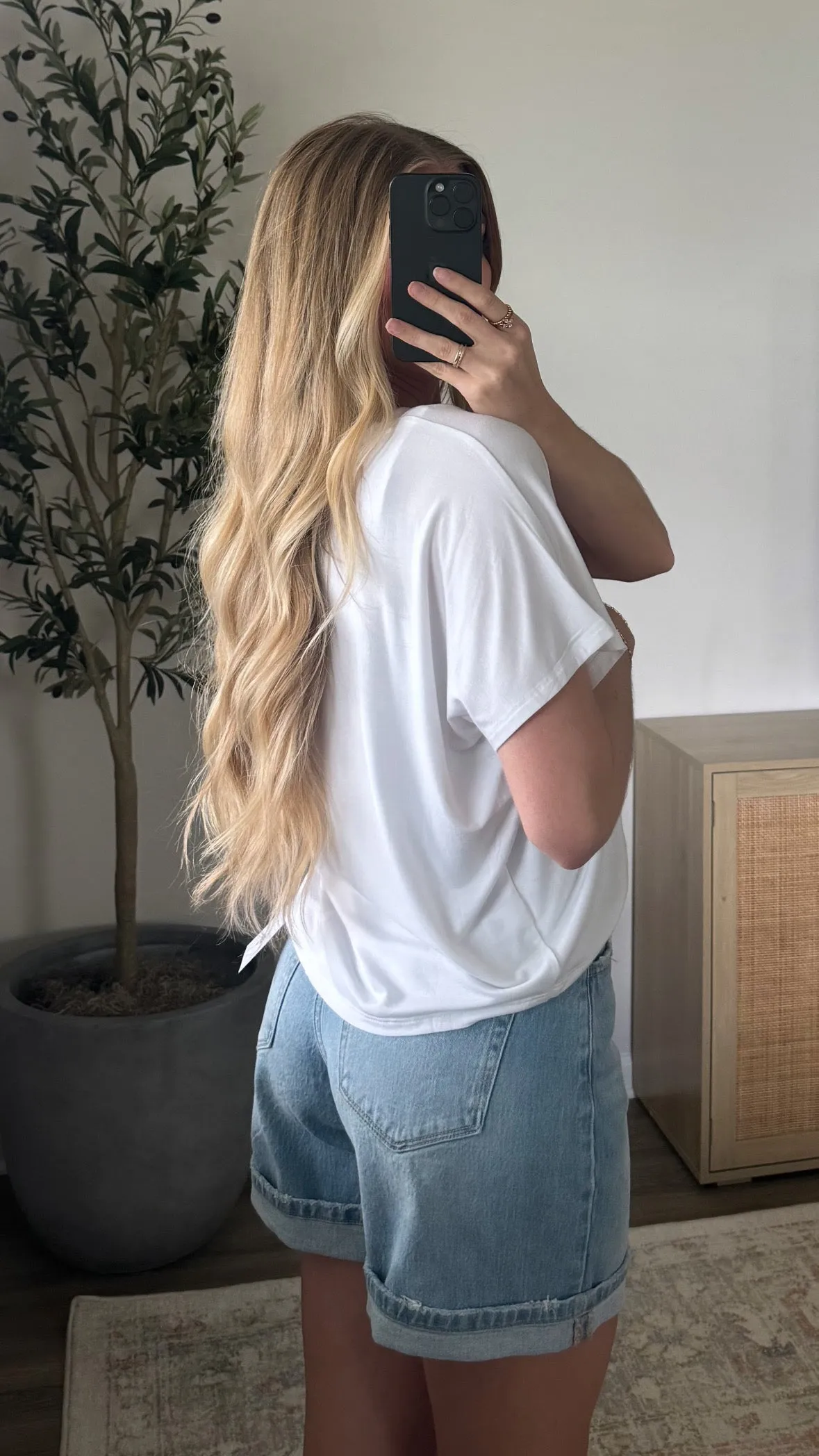 Basic White Tee / Cropped