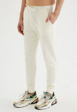 Beyaz Basic Pamuklu Regular Fit Lastikli Paça Erkek Eşofman Altı CORE JOGGER
