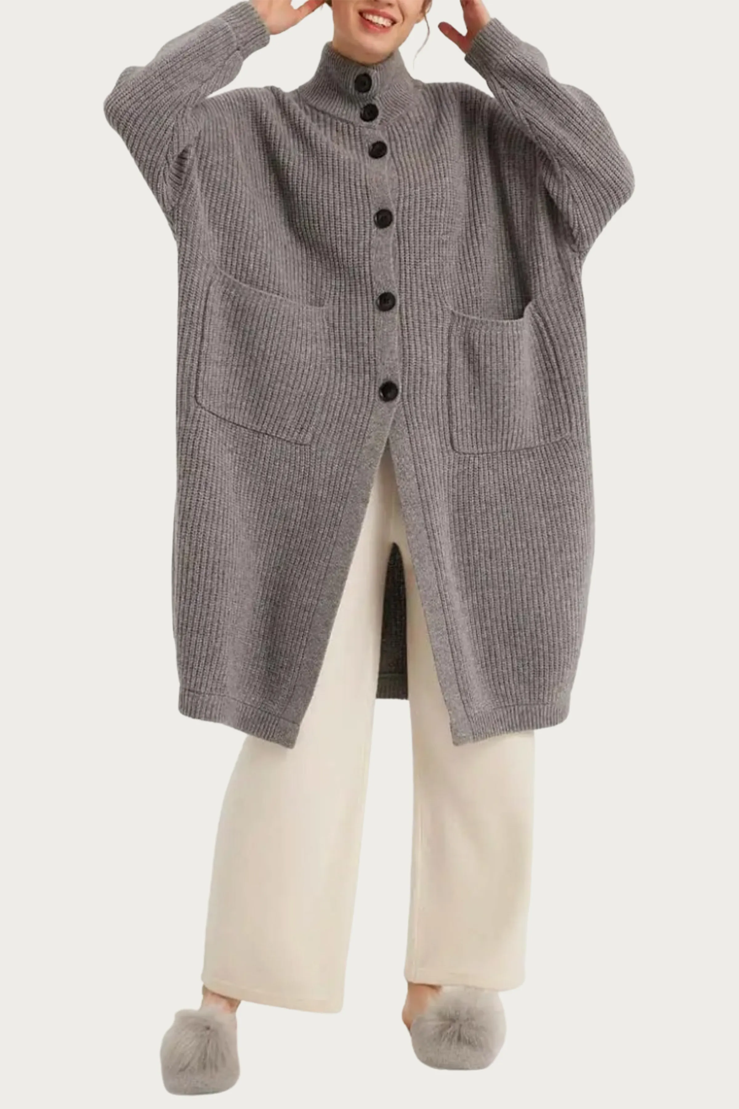 BOX-CUT AMPLE CARDIGAN