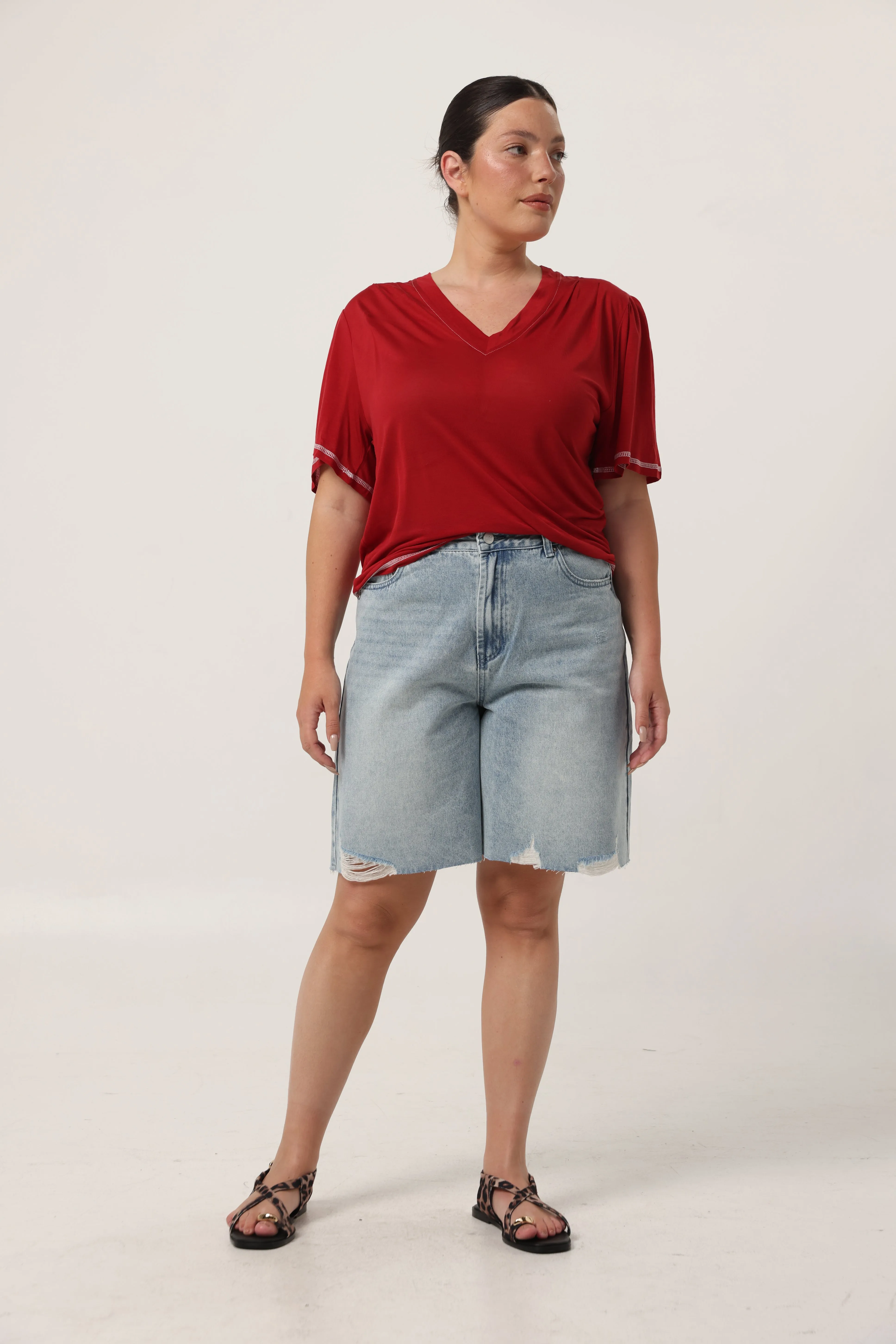 Clean Cream V T-Shirt