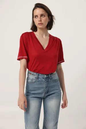 Clean Red V T-Shirt