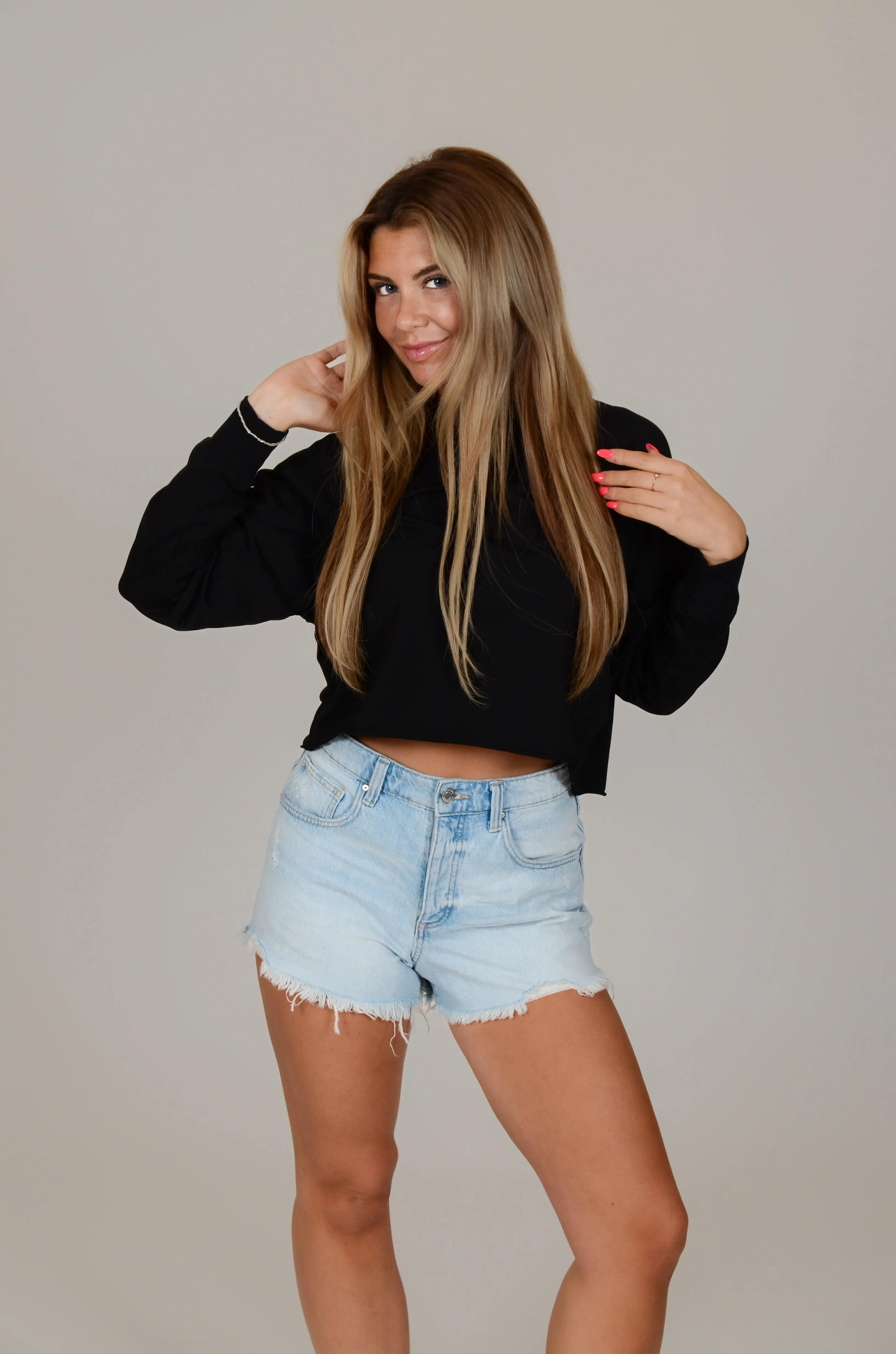 Crop Black Basic Tee