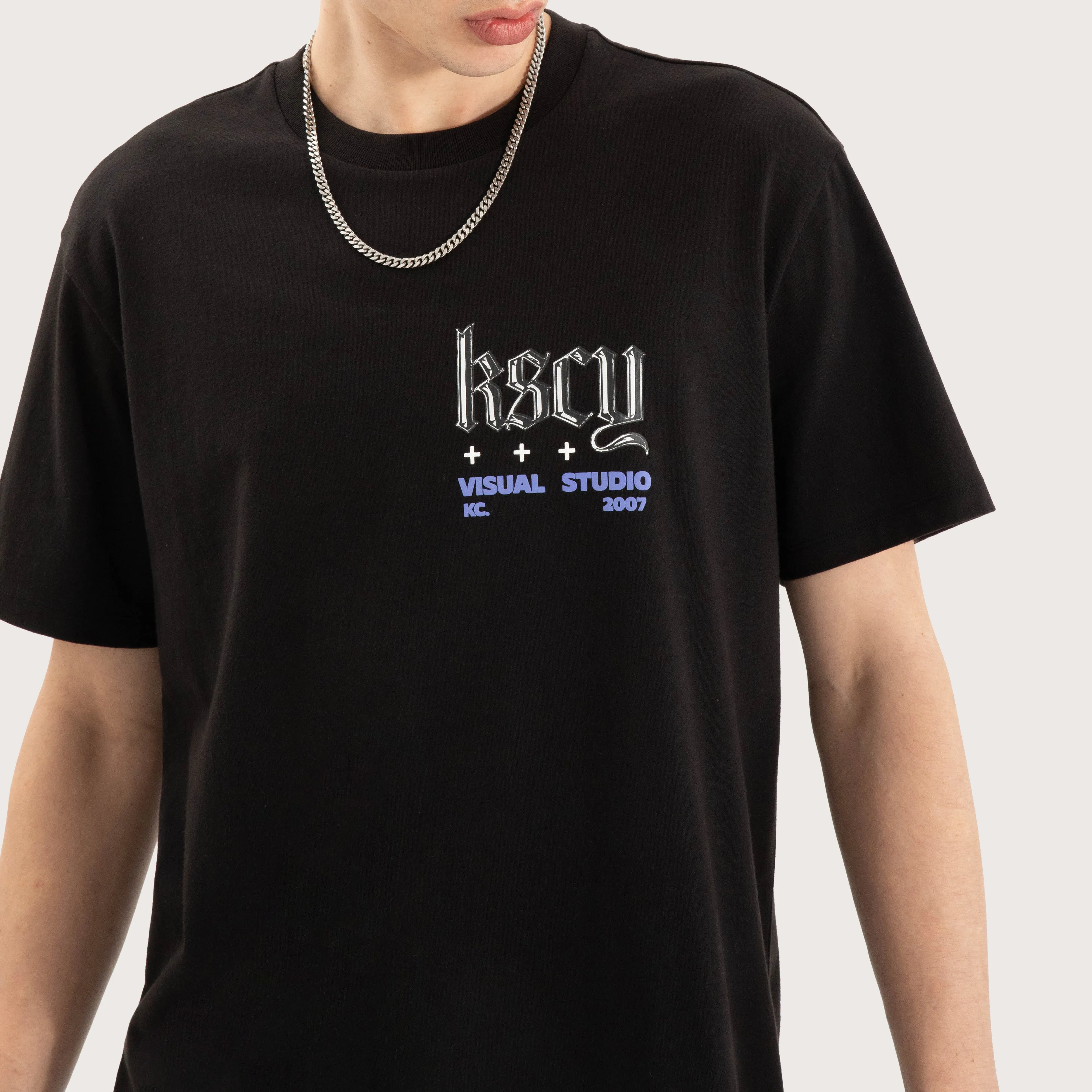 Entangled Relaxed Tee Jet Black