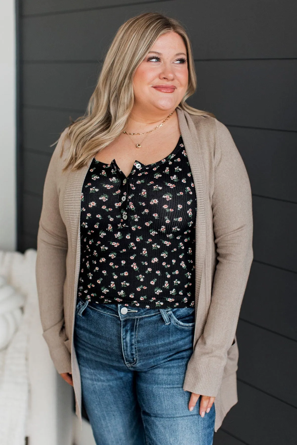Essential Cardigan- Light Mocha