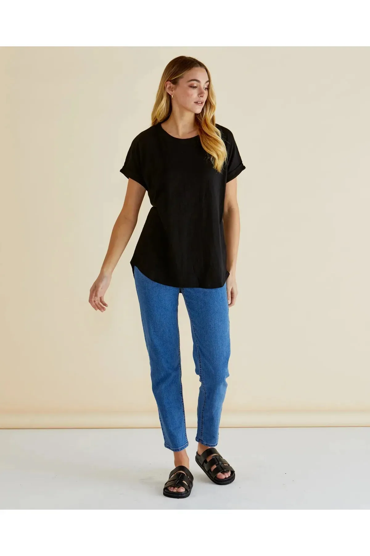 Hailey Tee Black