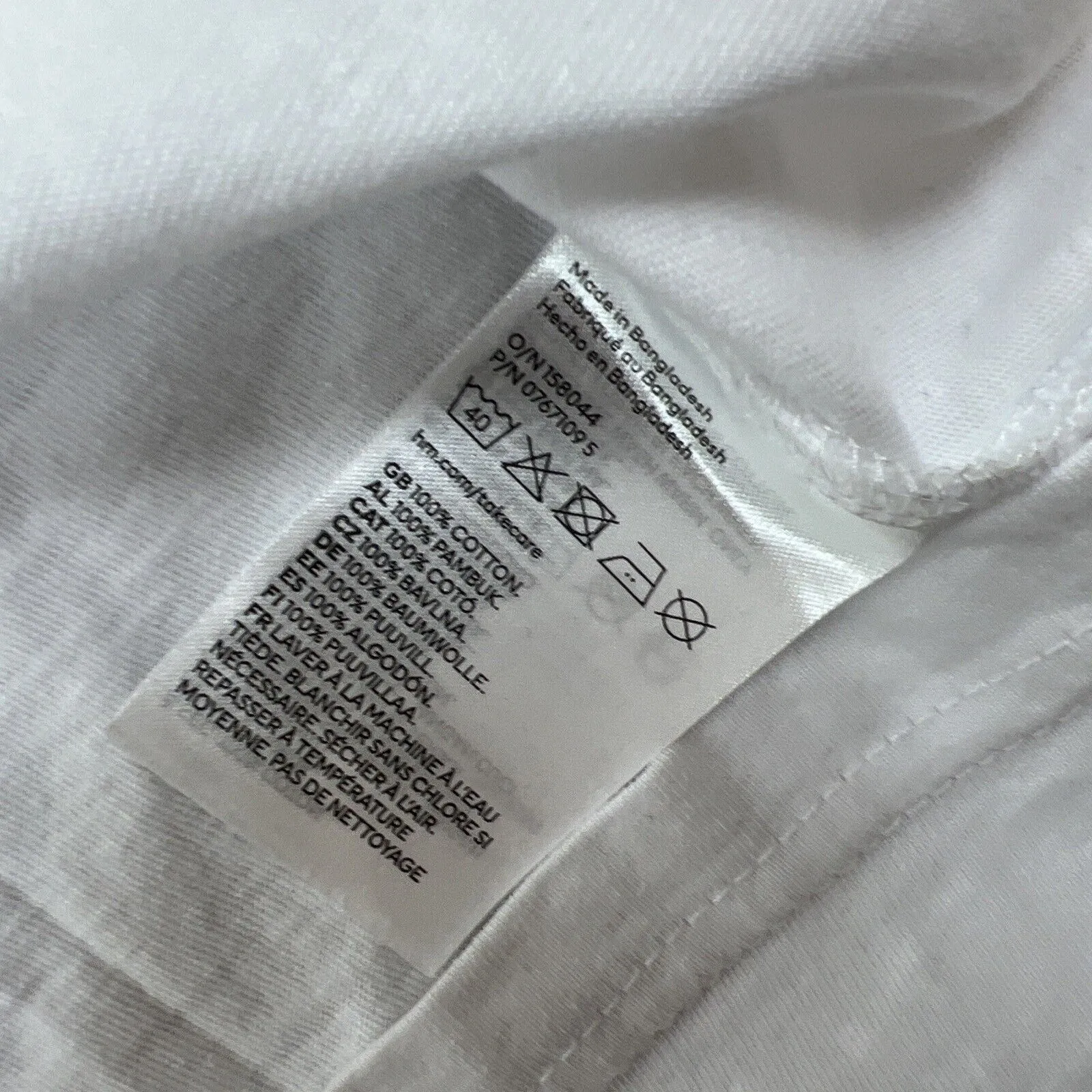 H&M Mens White Metallica Relaxed Fit Muscle T-Shirt Size XL