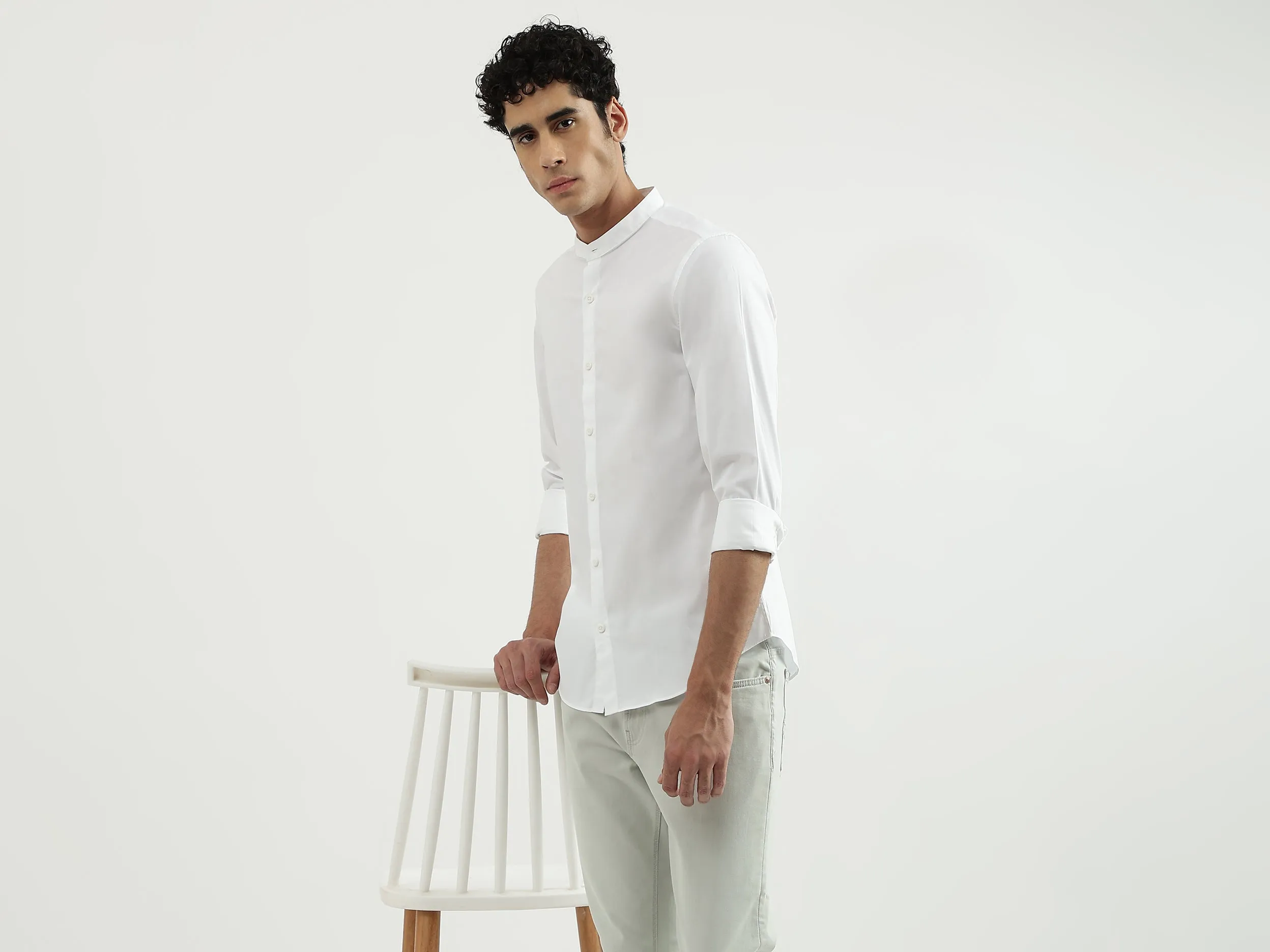 Men Solid Mandarin Collar Shirt
