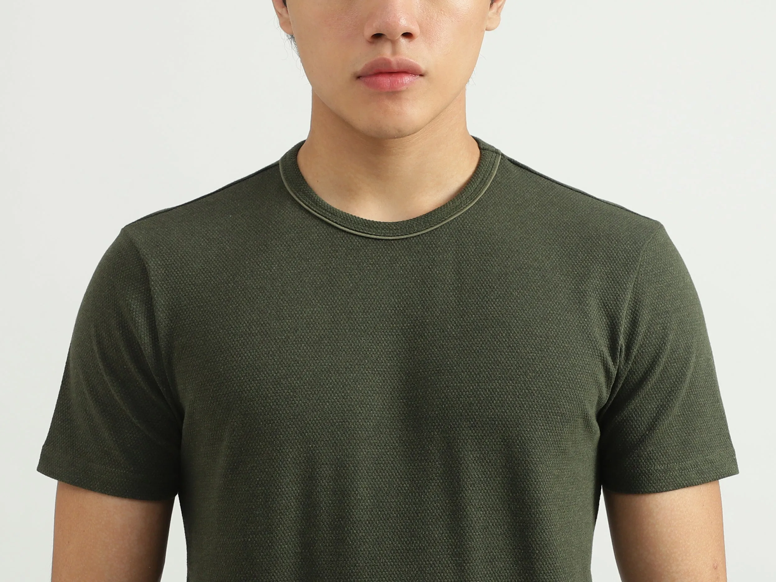 Men Textured T-shirt