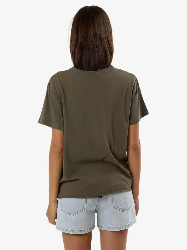 Minimal Thrills Relaxed Tee Tarmac