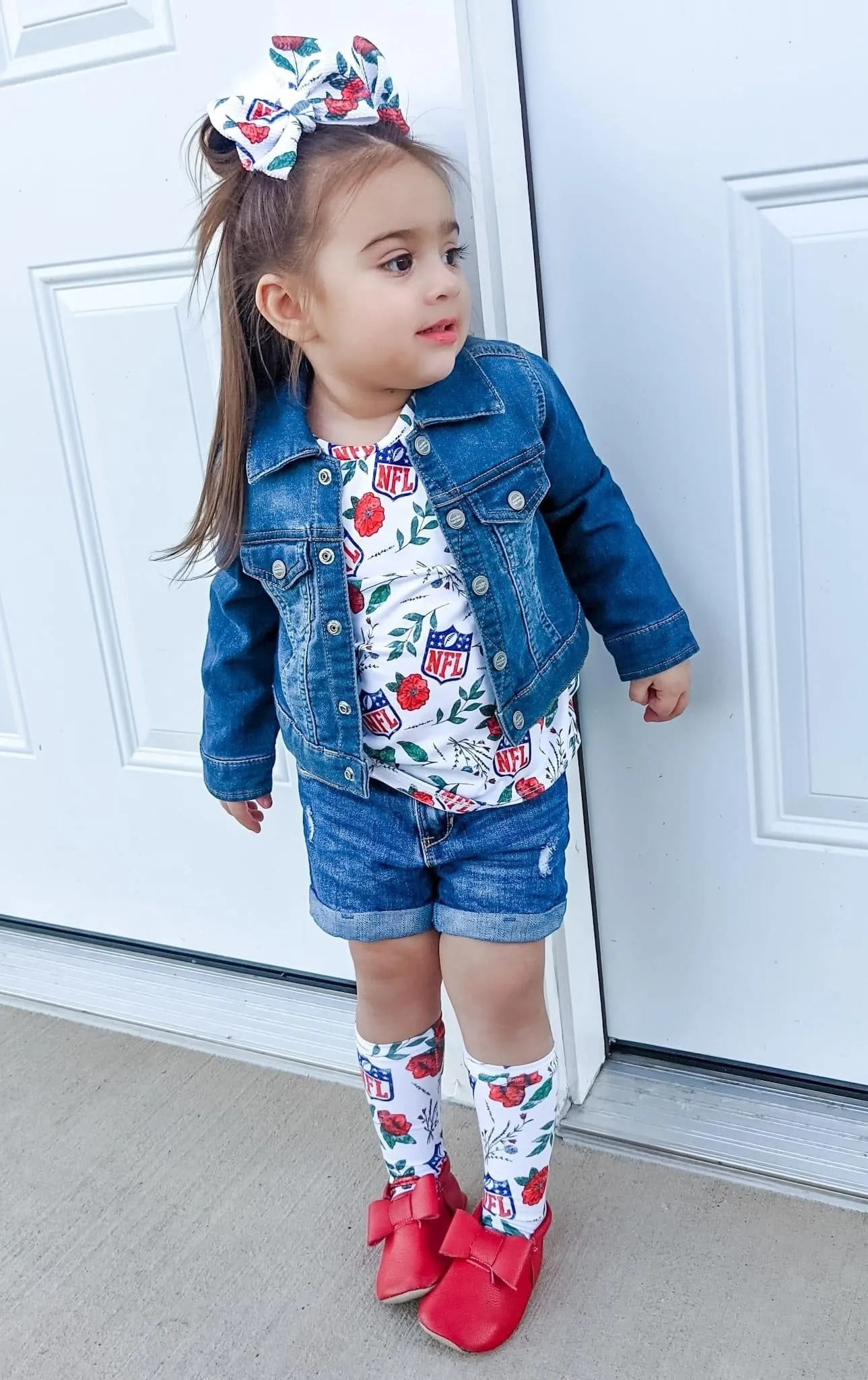 NFL floral basic tee