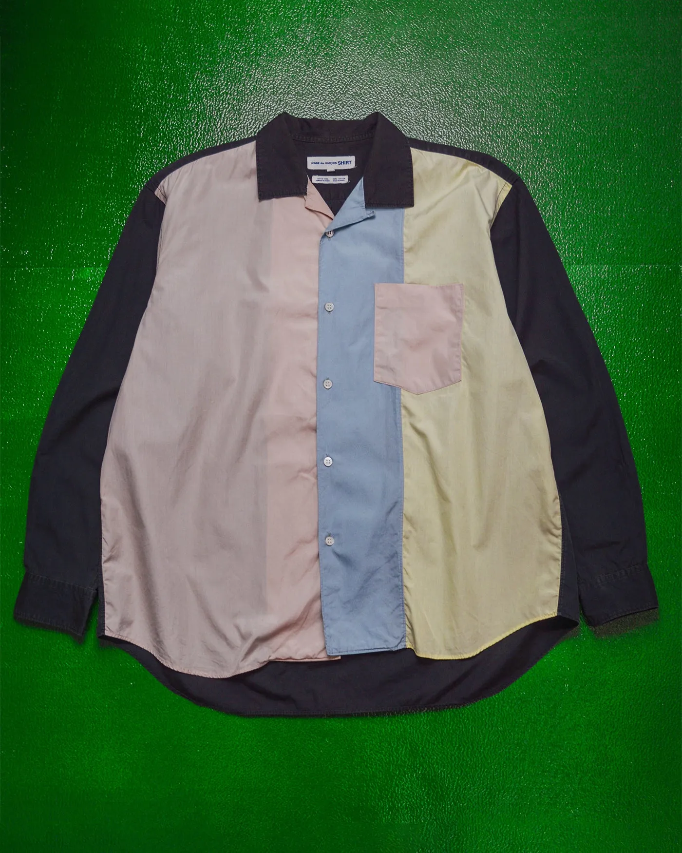 Pastel Panelled Front Black Shirt (M~L)