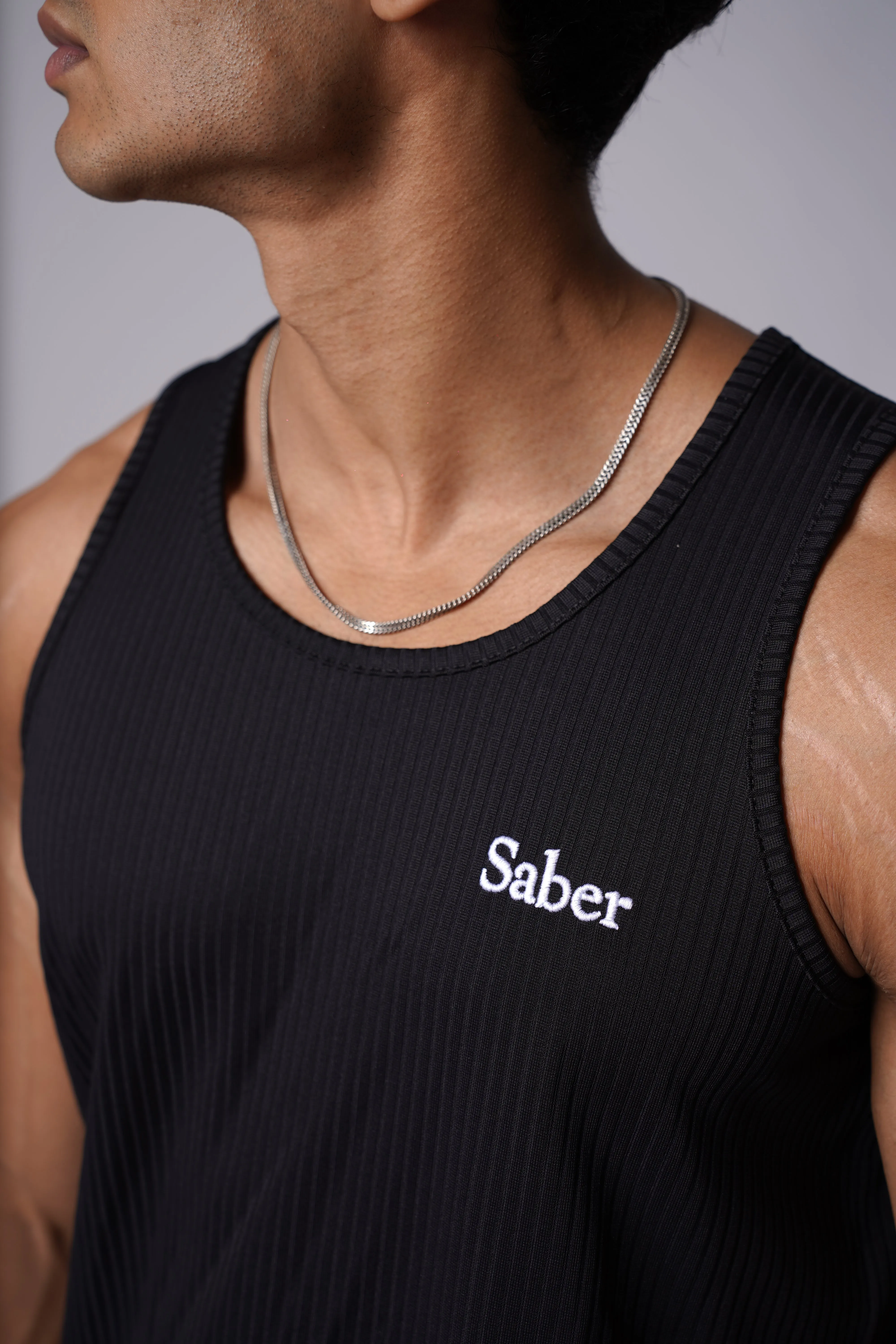 Saber Origin Tank [BLACK]