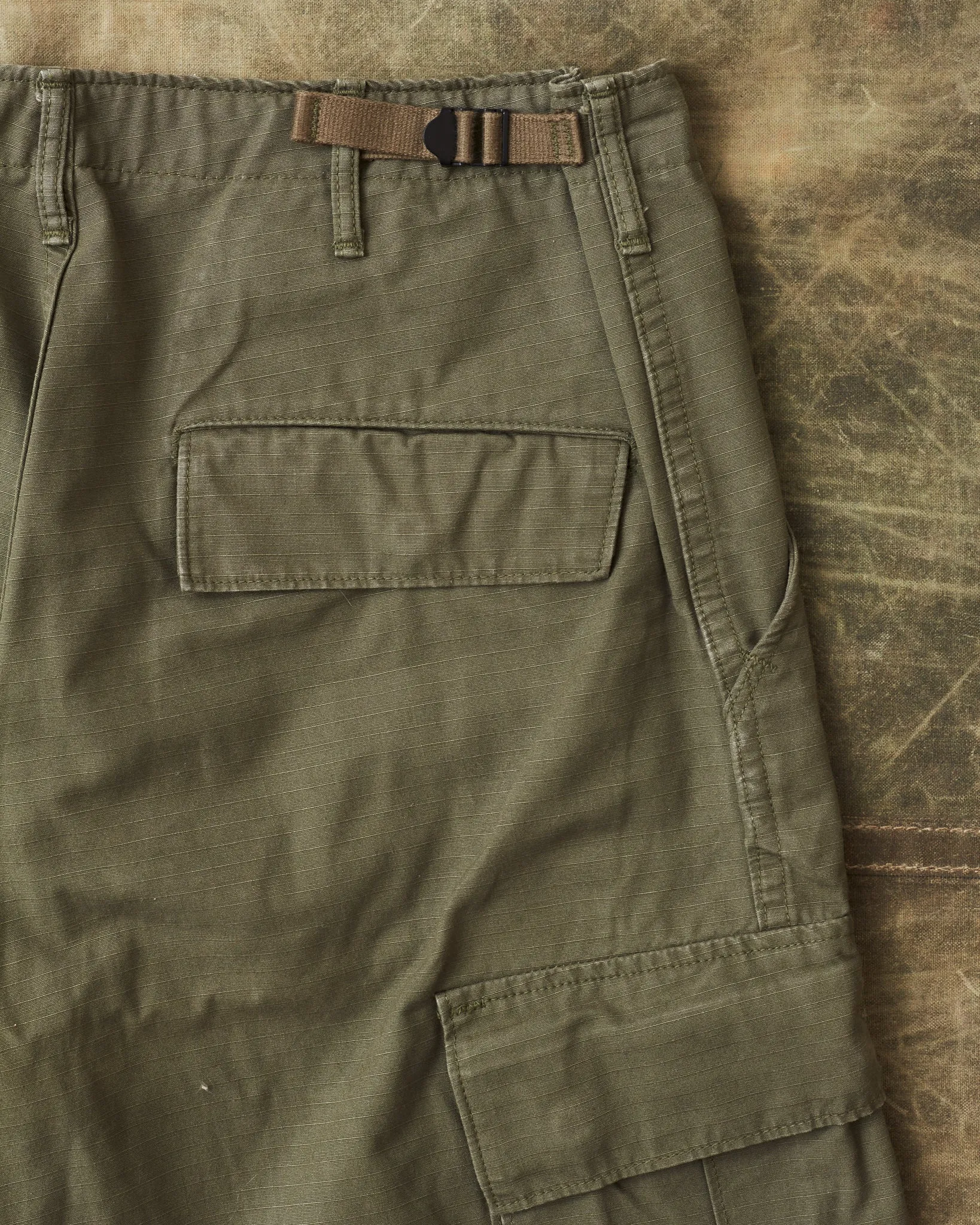 Second Hand OrSlow Vintage Fit Ripstop Cargo Pants Green EU XS / JPN 1