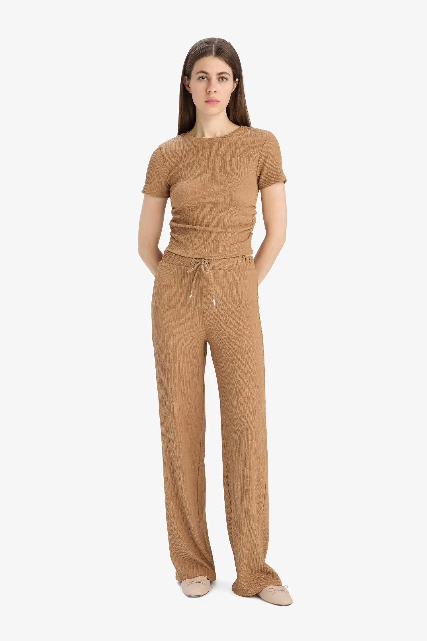 Straight Fit Flexible Batch Pants With Clear Pocket