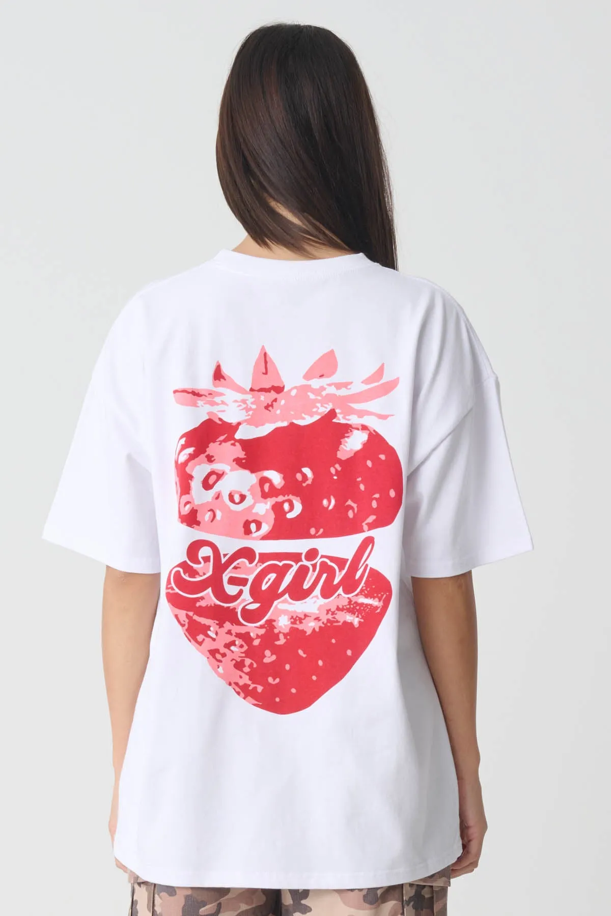 STRAWBERRY RELAXED TEE - WHITE