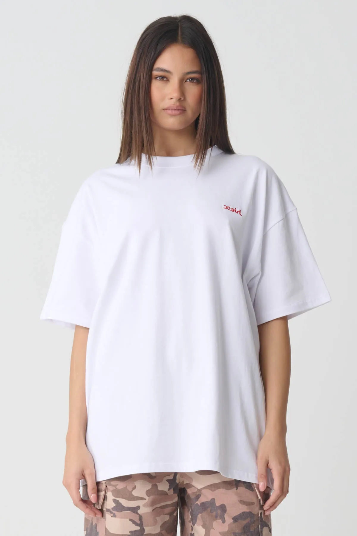 STRAWBERRY RELAXED TEE - WHITE