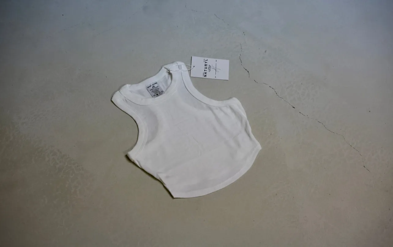 THE RIBBED 90s TANK