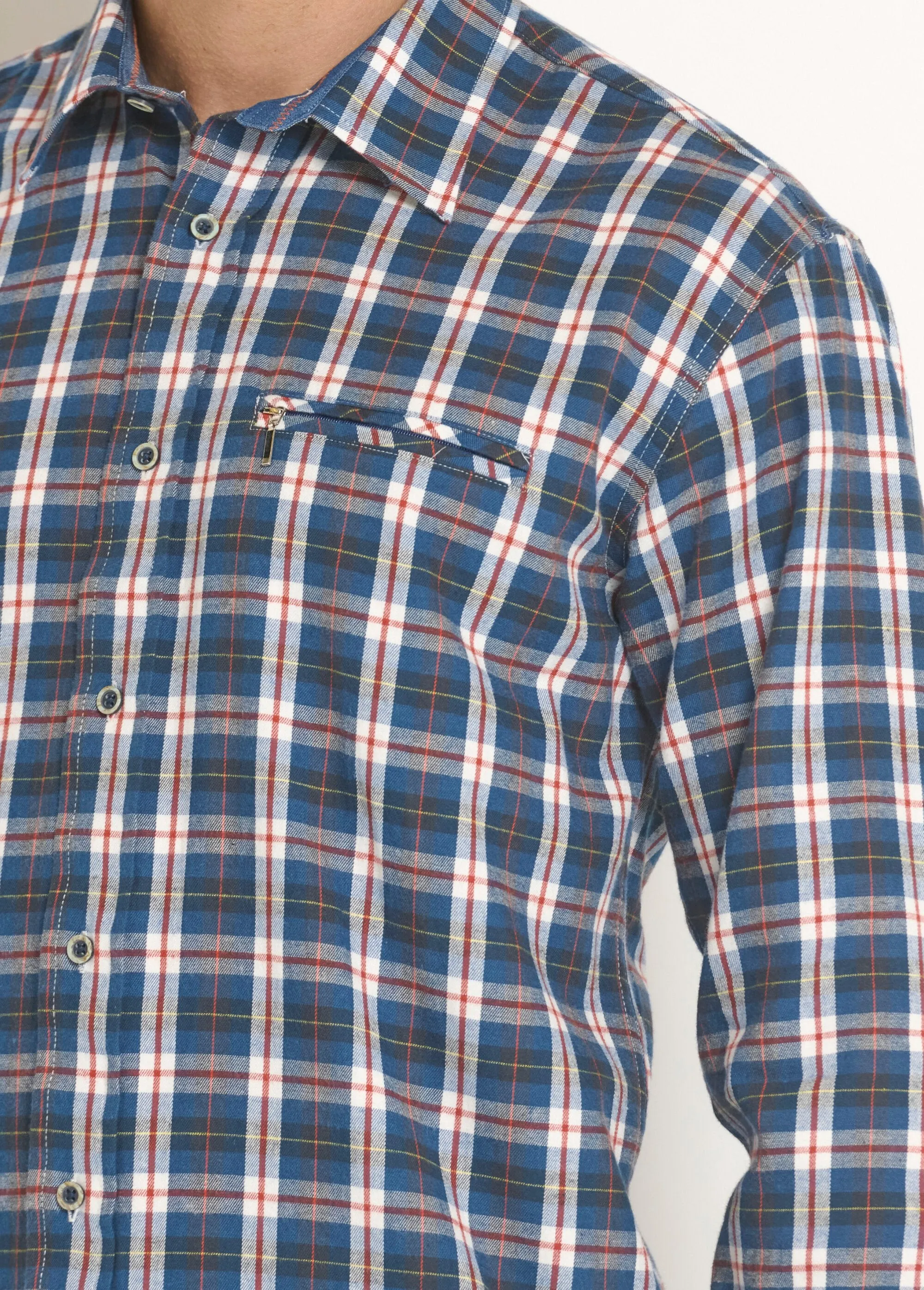 Warm flannel shirt with small checks